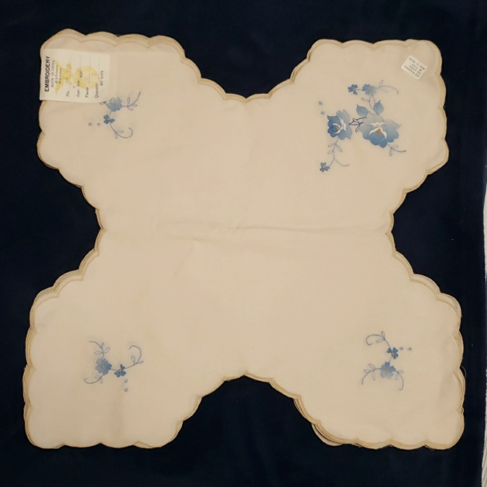 Vintage bread basket liners (3)